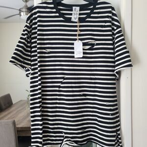 Sadie & Sage Black and White Striped Tee